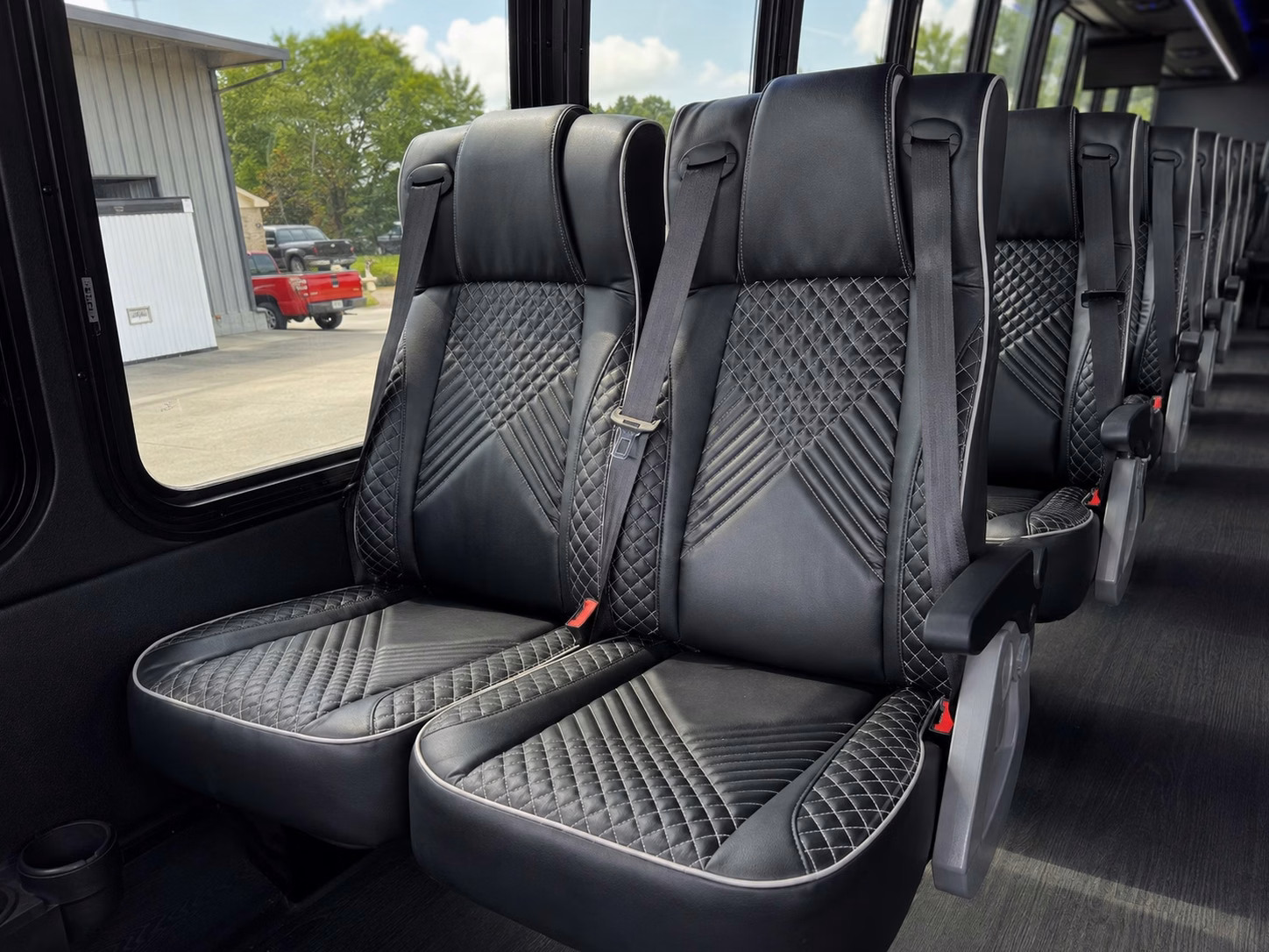 what to know before you book prom transportation in mckinney